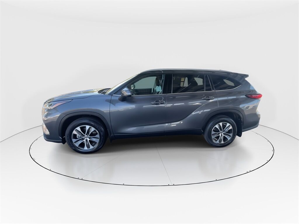 2022 Toyota Highlander XLE Petaluma CA