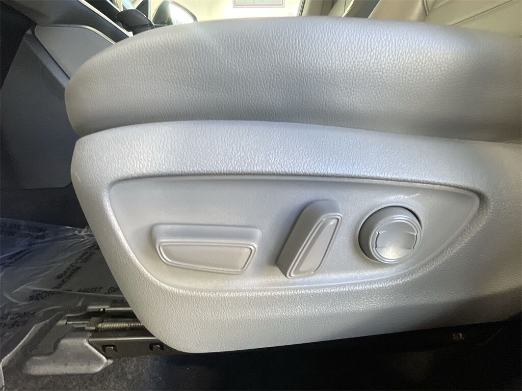 2022 Toyota Highlander XLE Petaluma CA