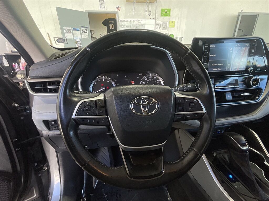 2022 Toyota Highlander XLE Petaluma CA