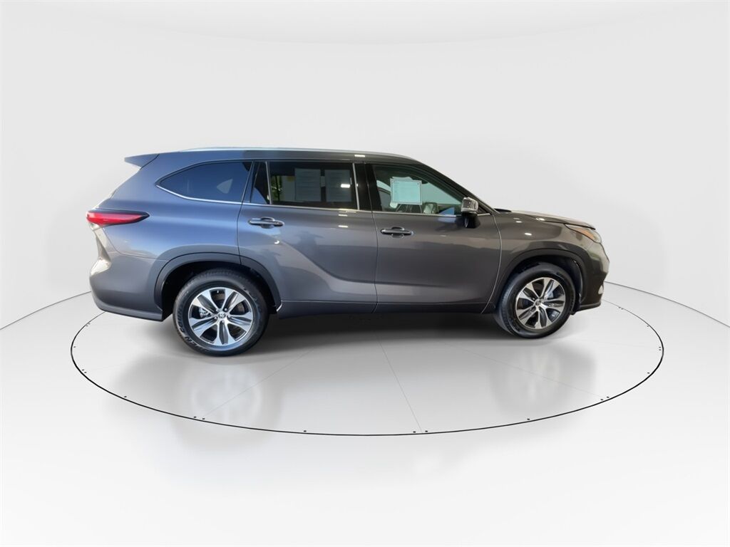 2022 Toyota Highlander XLE Petaluma CA