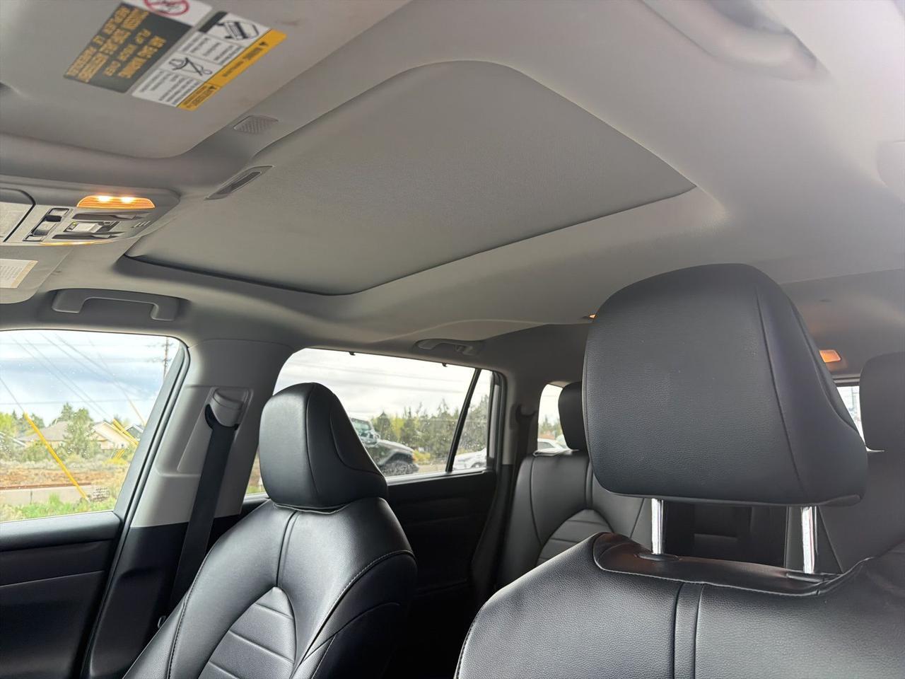 2022 Toyota Highlander XLE Bend OR