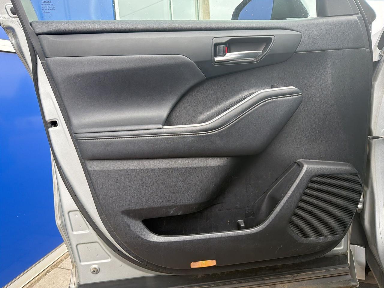 2022 Toyota Highlander XLE Bend OR