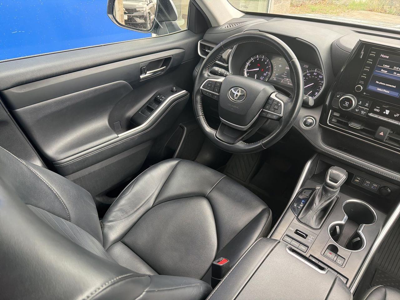 2022 Toyota Highlander XLE Bend OR