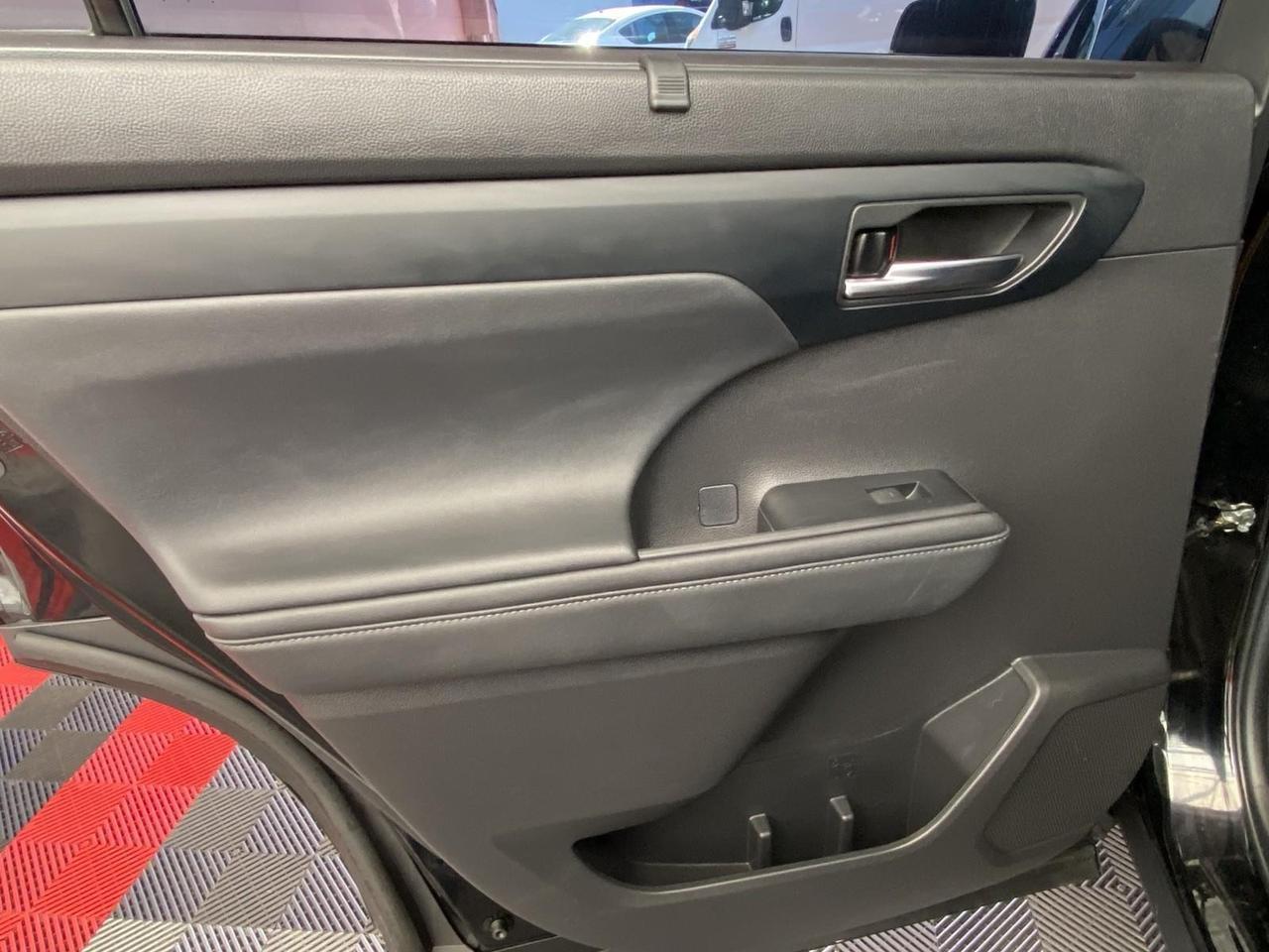 2022 Toyota Highlander XLE Richmond Hill NY