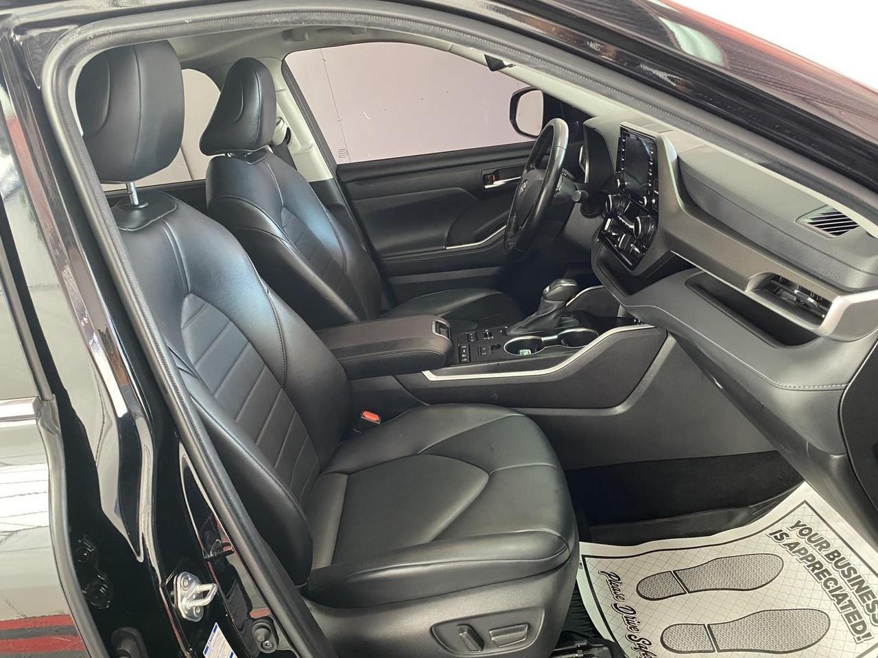 2022 Toyota Highlander XLE Richmond Hill NY