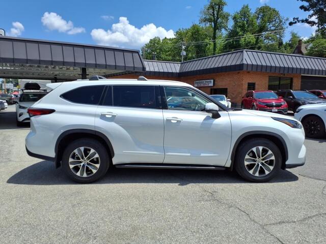 2022 Toyota Highlander XLE Roanoke VA