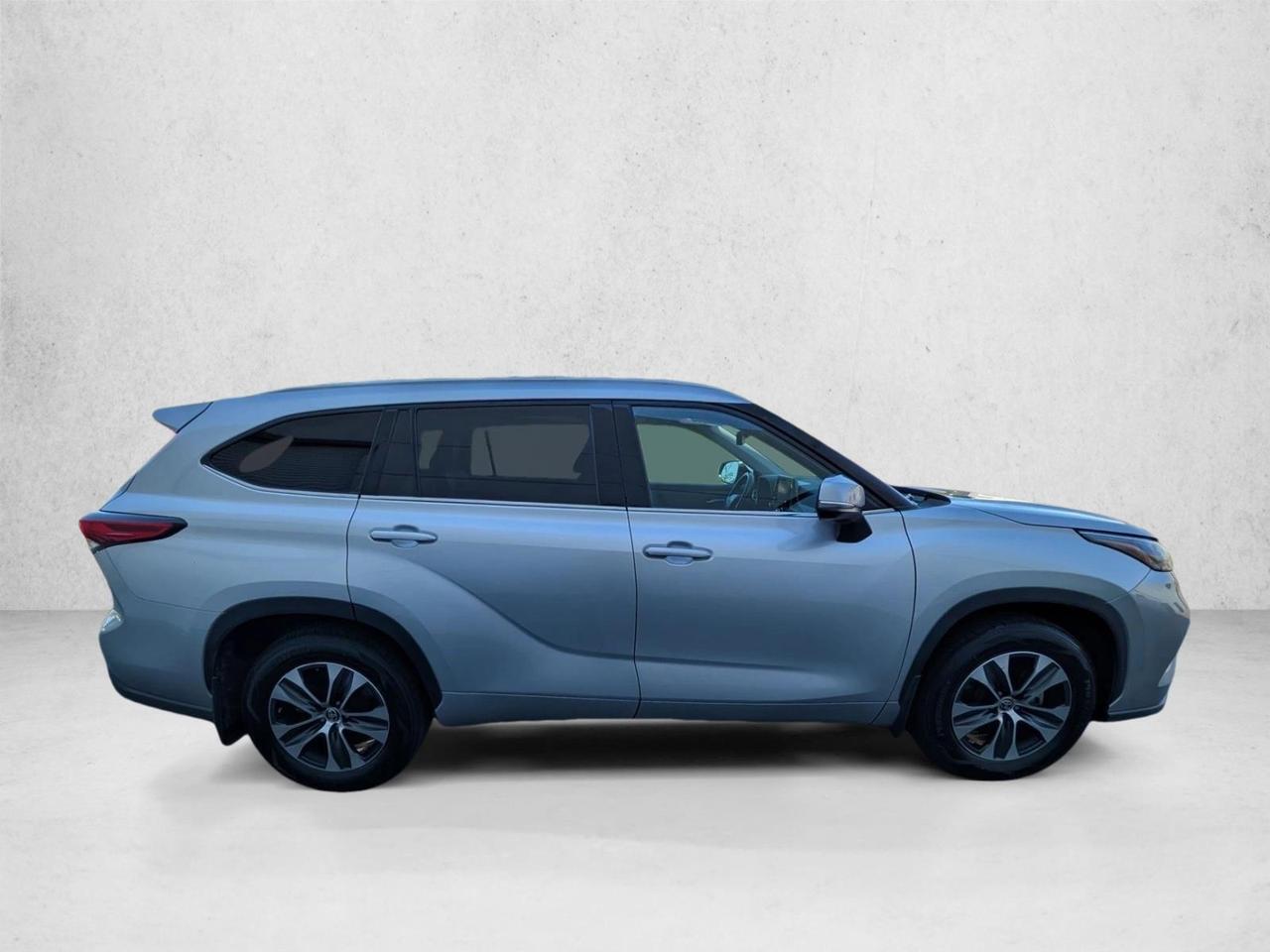 2022 Toyota Highlander XLE Roseville CA