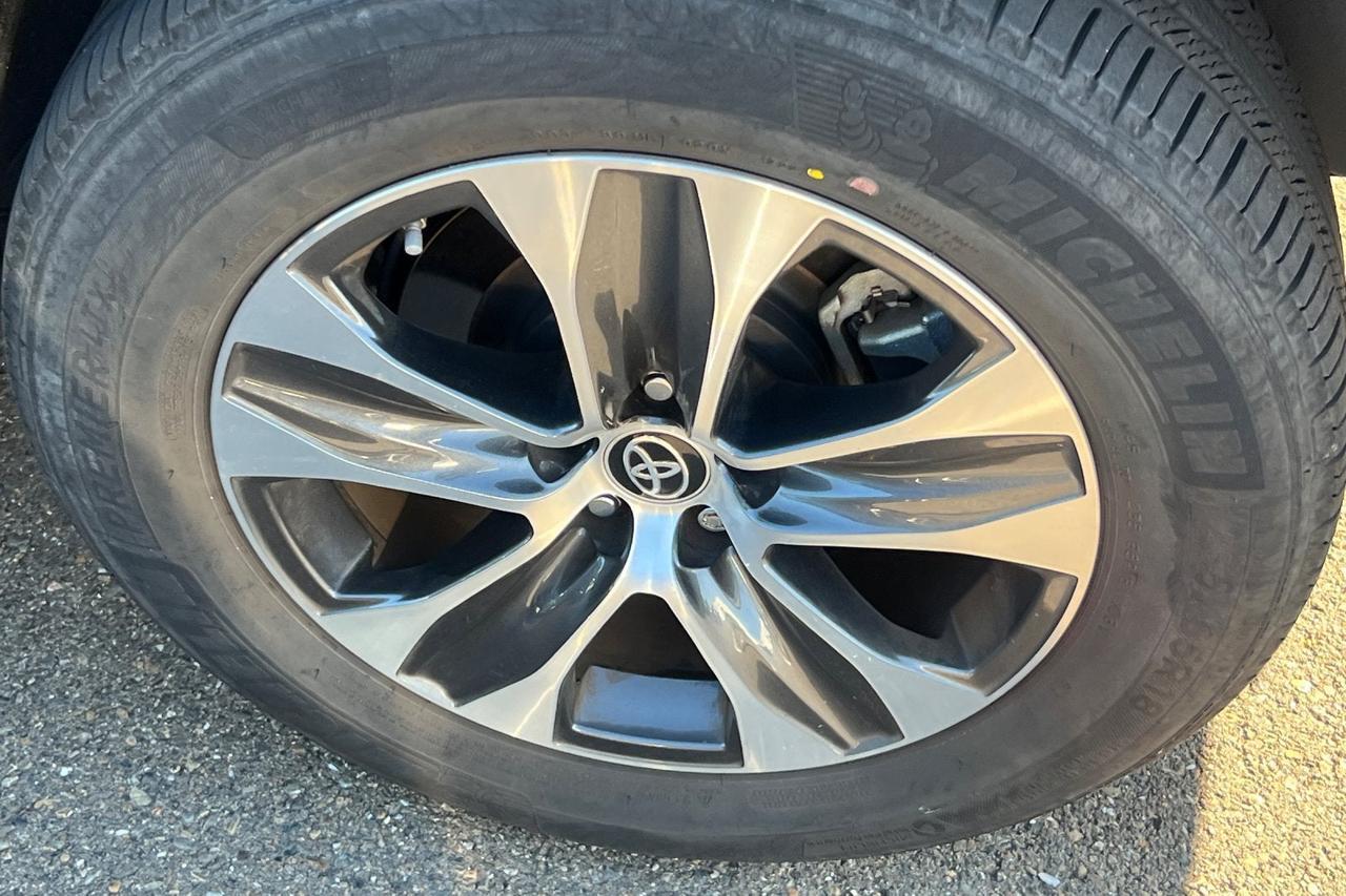 2022 Toyota Highlander XLE Roseville CA