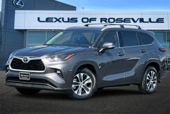 2022_Toyota_Highlander_XLE_ Roseville CA