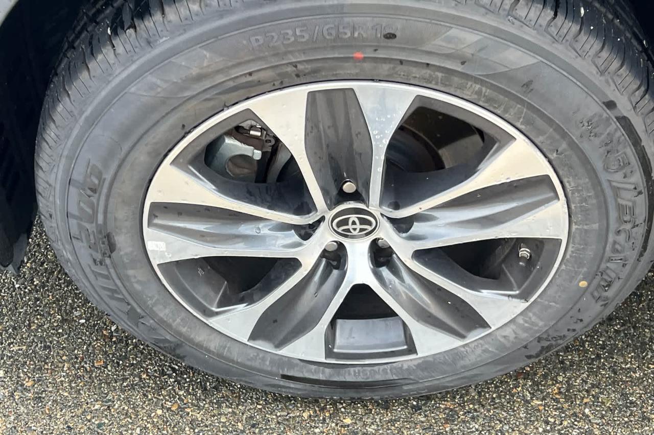 2022 Toyota Highlander XLE Roseville CA