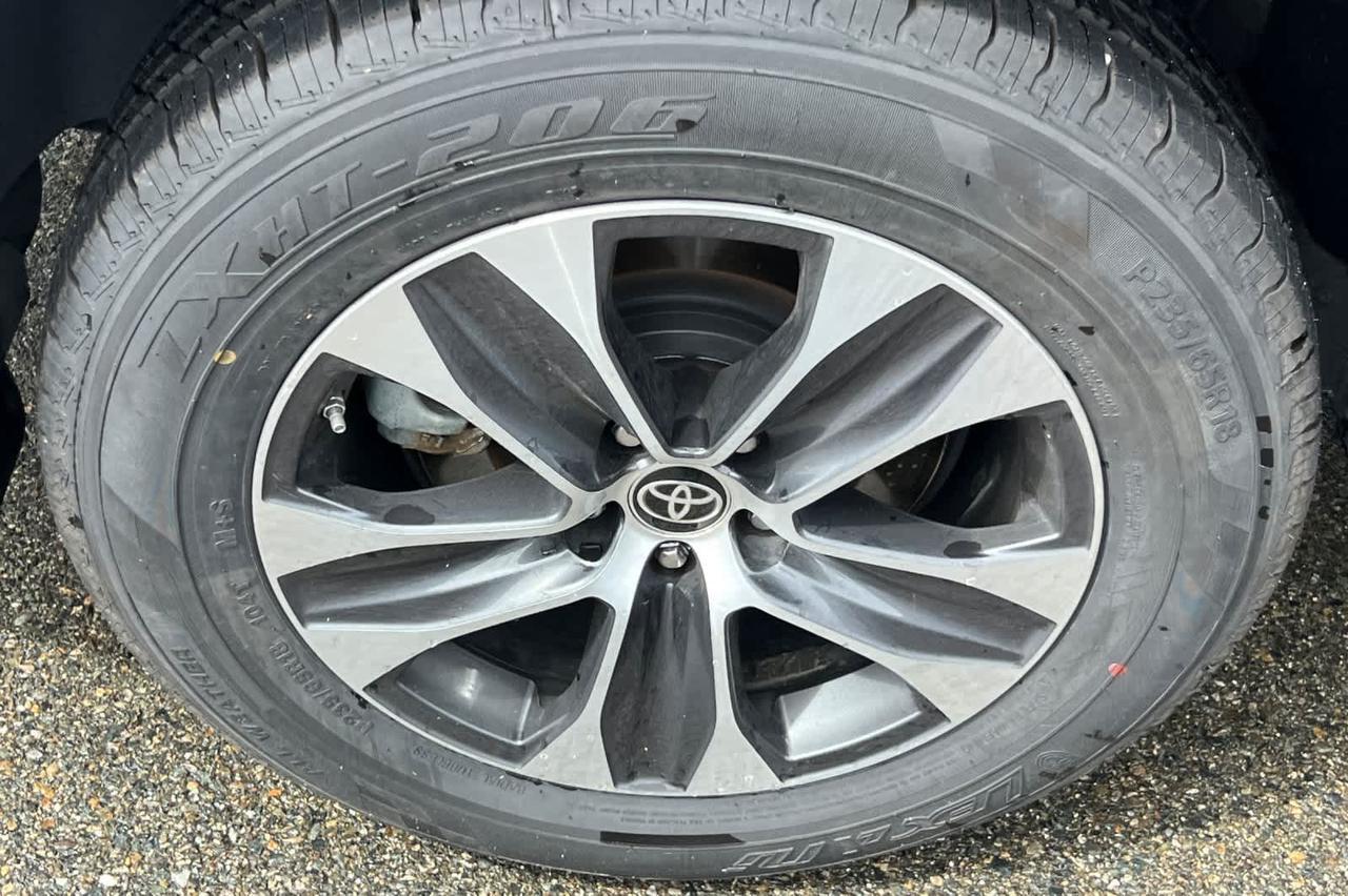 2022 Toyota Highlander XLE Roseville CA