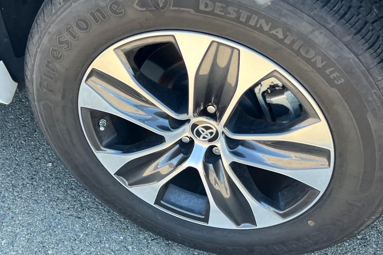 2022 Toyota Highlander XLE Roseville CA