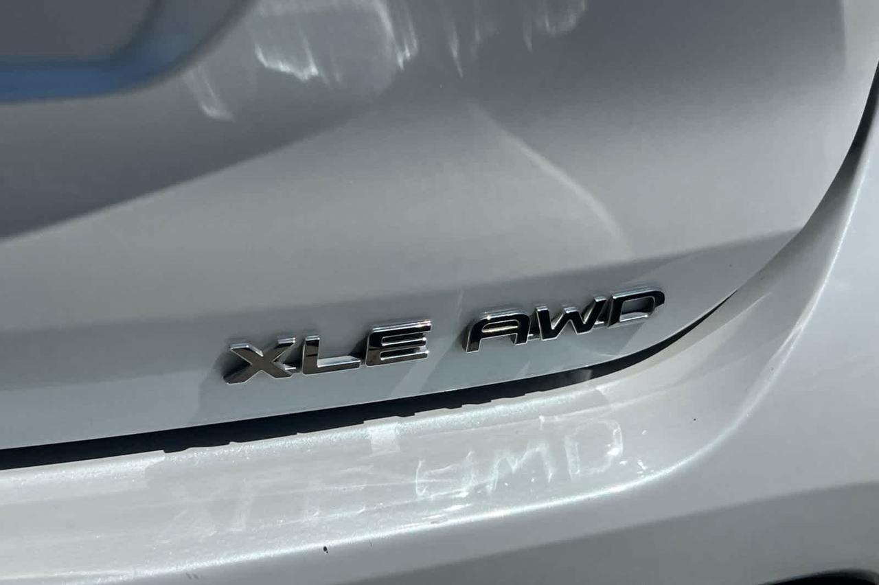 2022 Toyota Highlander XLE Roseville CA