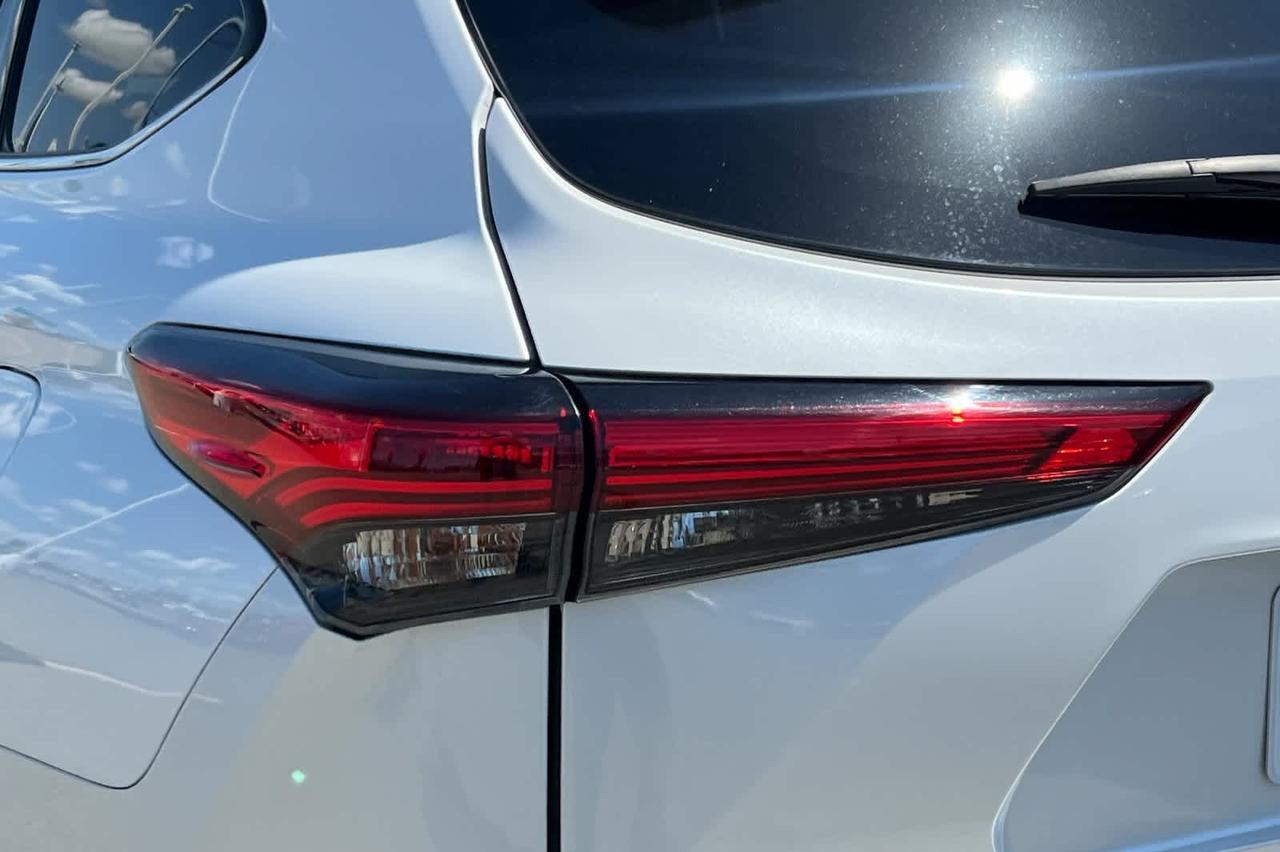 2022 Toyota Highlander XLE Roseville CA