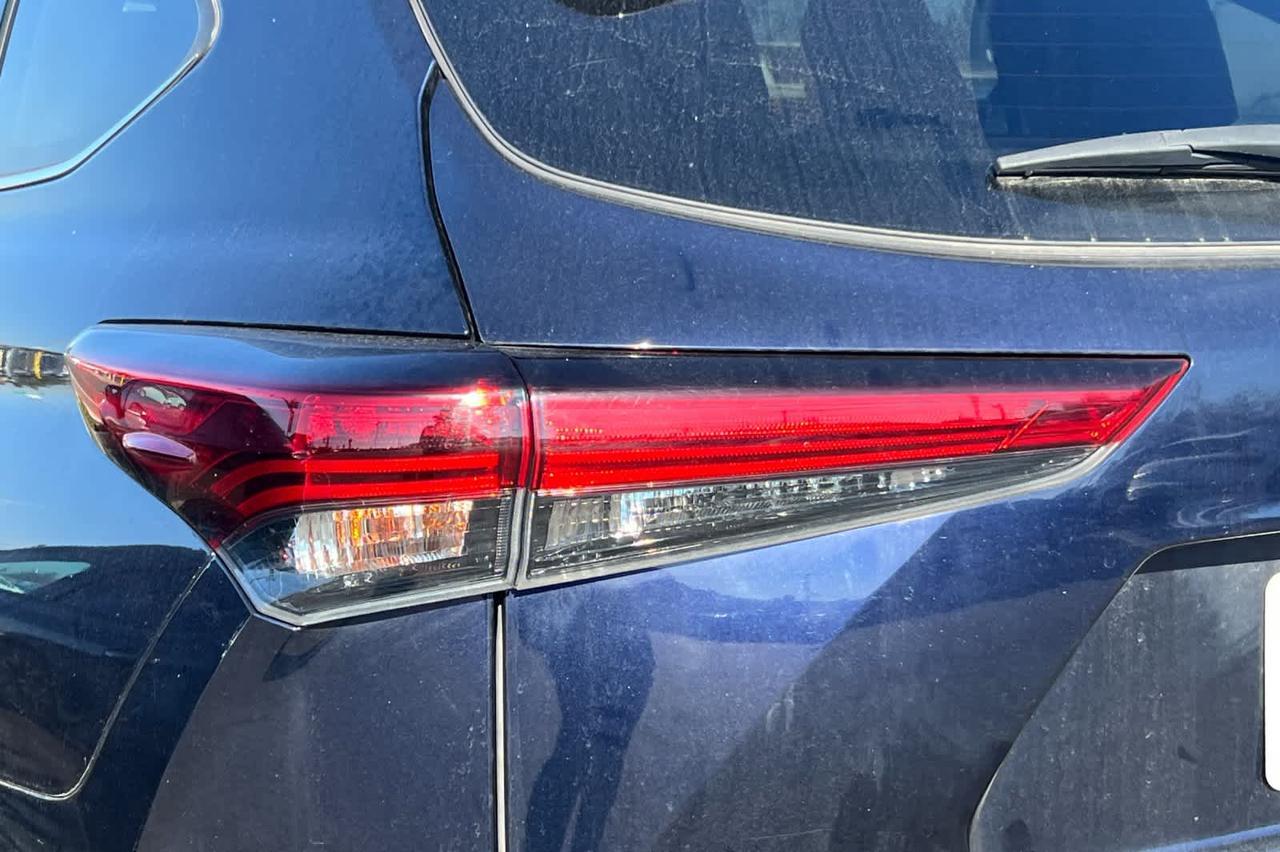 2022 Toyota Highlander XLE Roseville CA