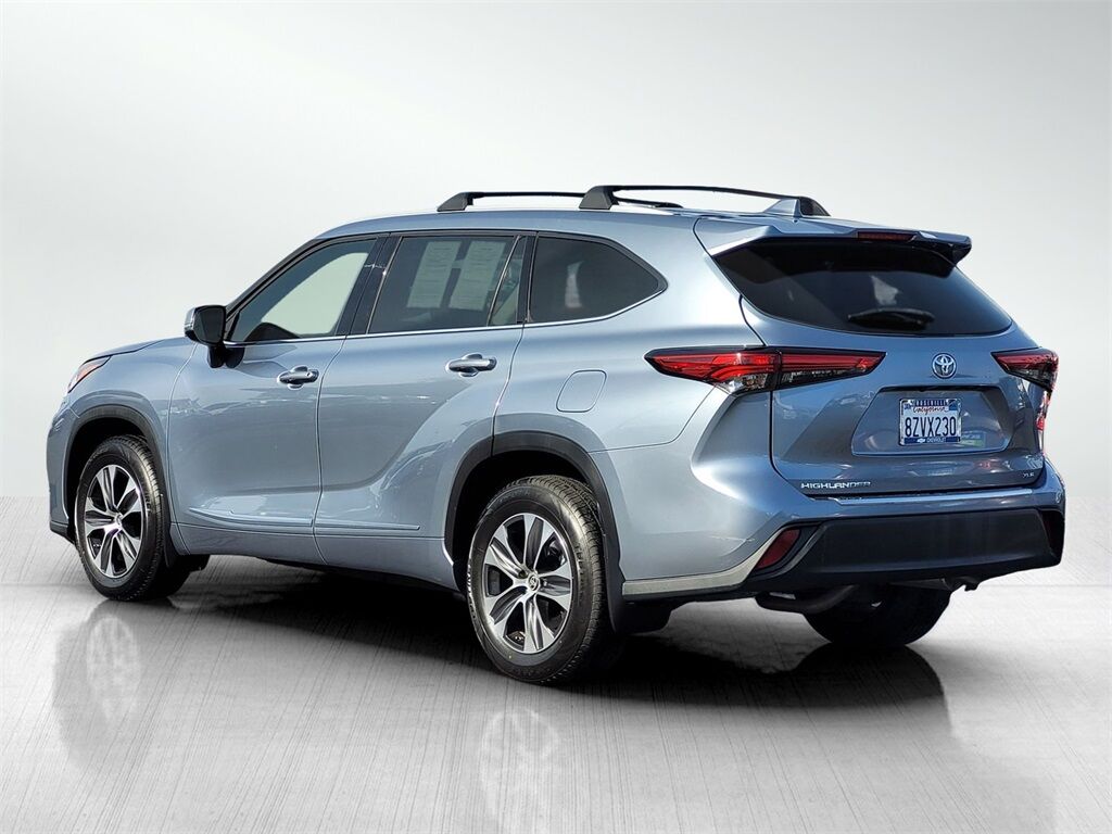 2022 Toyota Highlander XLE Roseville CA