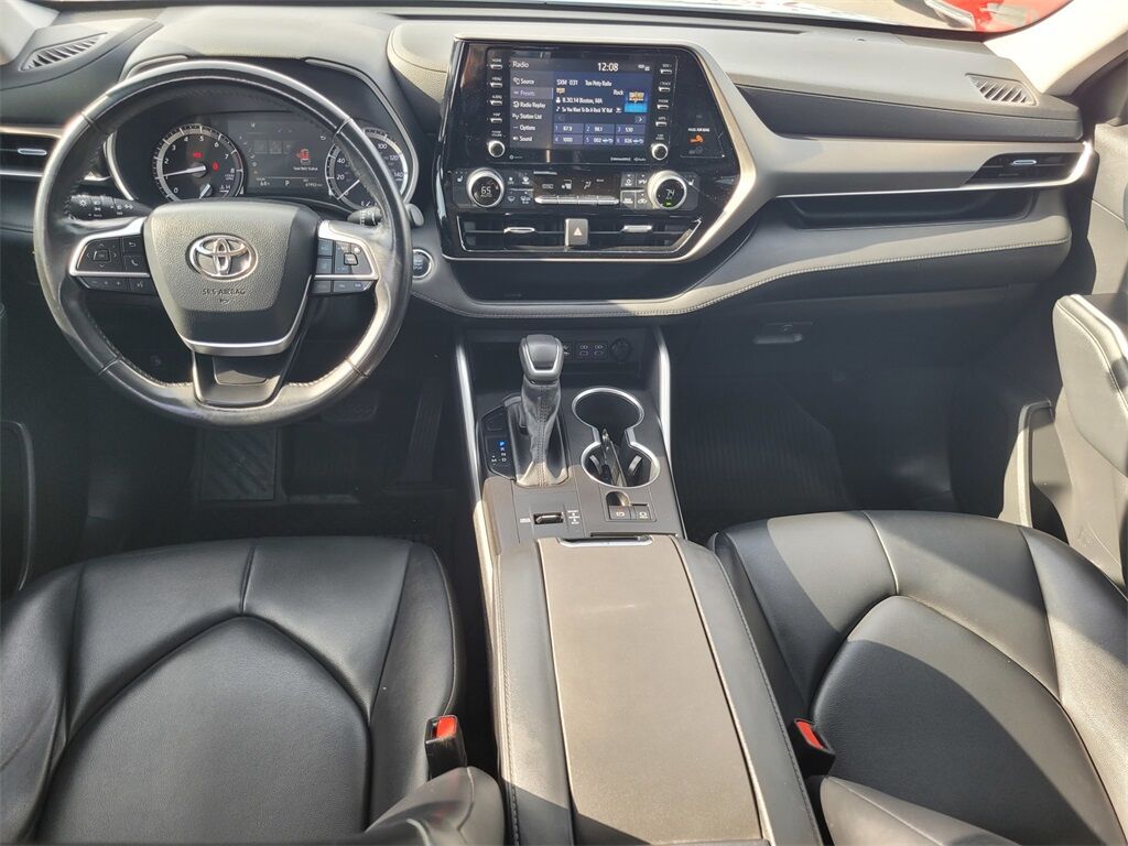 2022 Toyota Highlander XLE Roseville CA