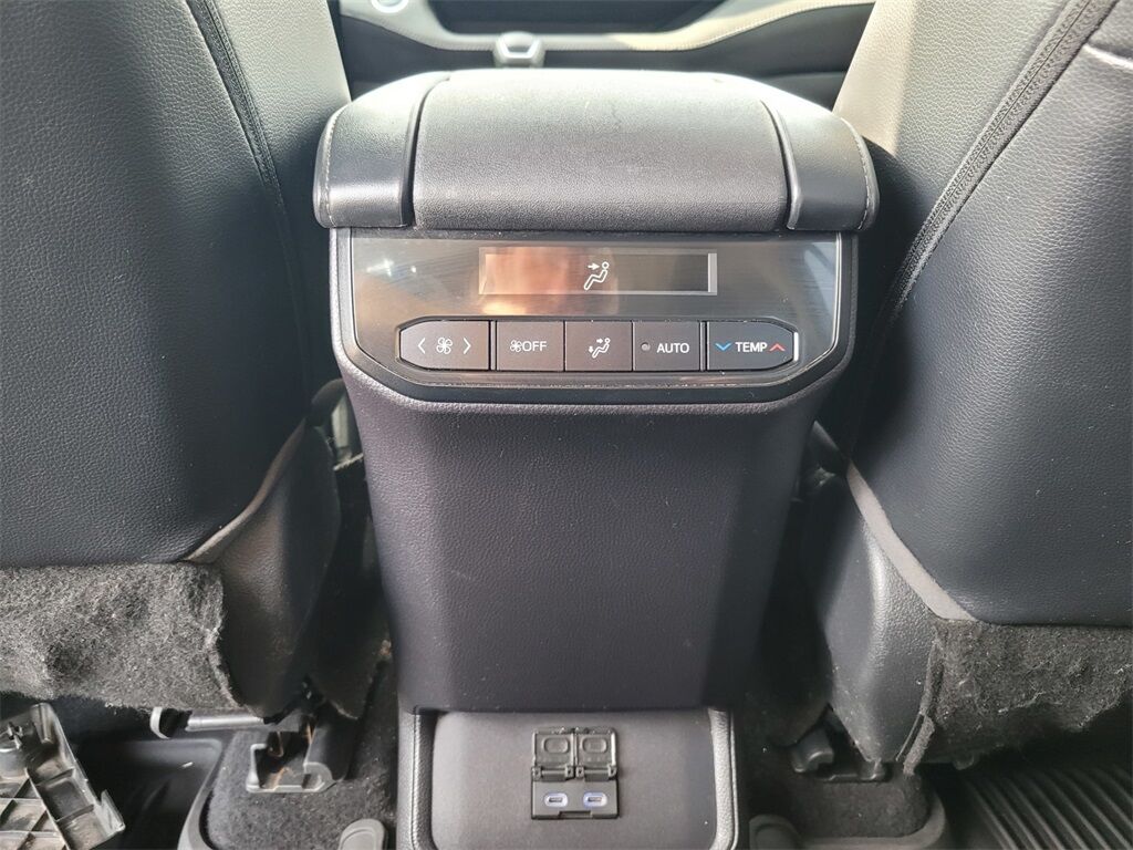 2022 Toyota Highlander XLE Roseville CA