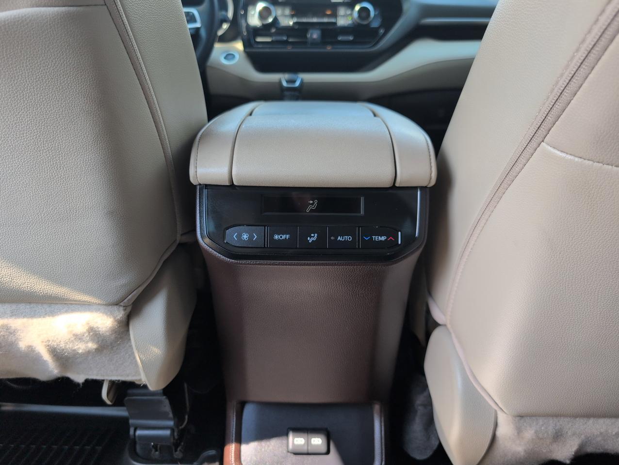 2022 Toyota Highlander XLE San Antonio TX
