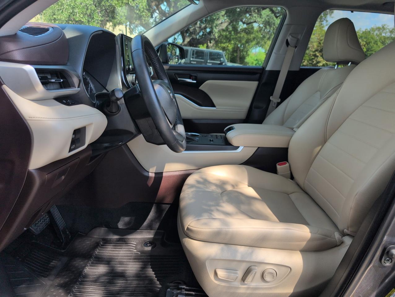 2022 Toyota Highlander XLE San Antonio TX