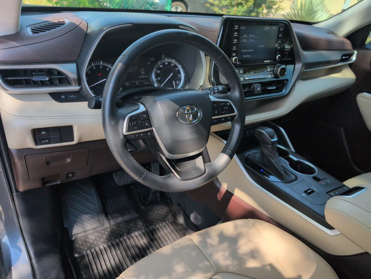 2022 Toyota Highlander XLE San Antonio TX
