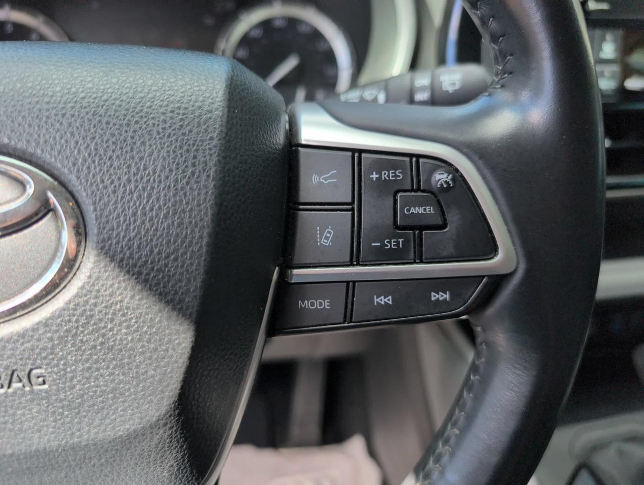 2022 Toyota Highlander XLE San Antonio TX