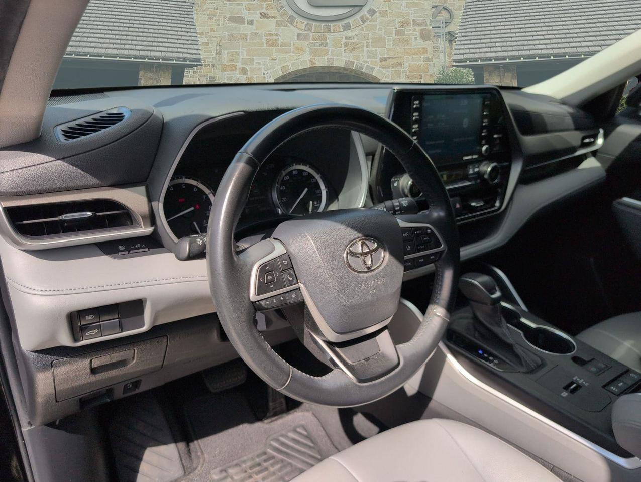 2022 Toyota Highlander XLE San Antonio TX