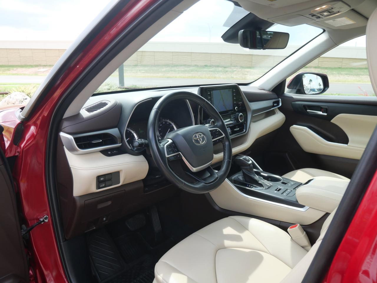 2022 Toyota Highlander XLE San Juan TX