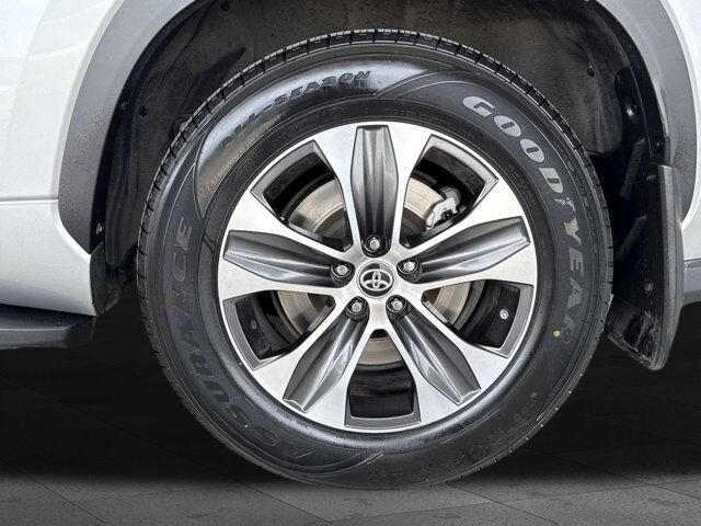 2022 Toyota Highlander XLE San Antonio TX