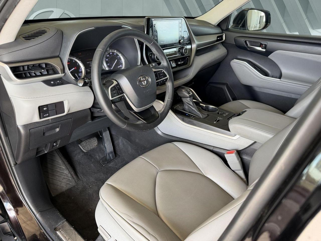 2022 Toyota Highlander XLE San Antonio TX