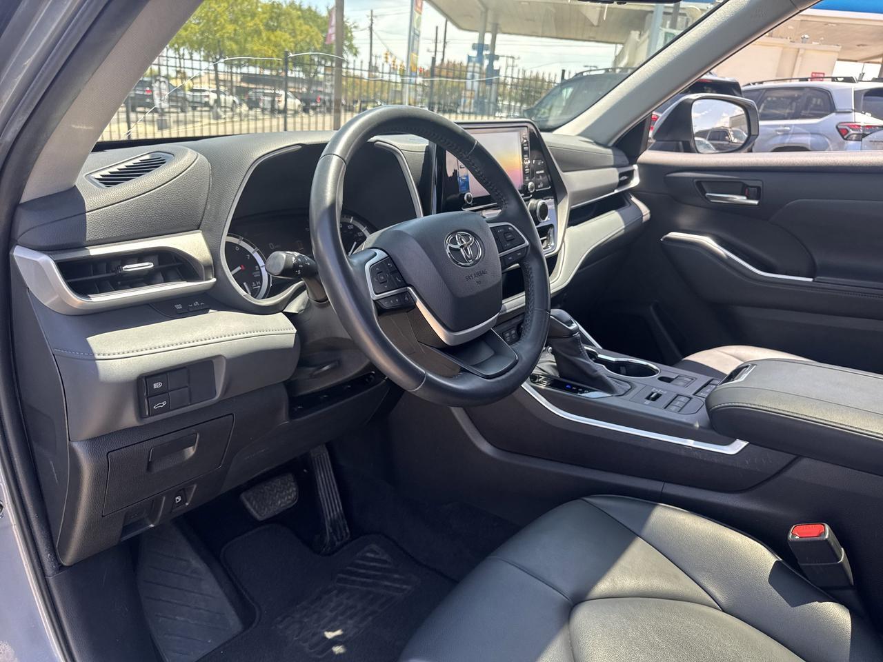 2022 Toyota Highlander XLE San Antonio TX