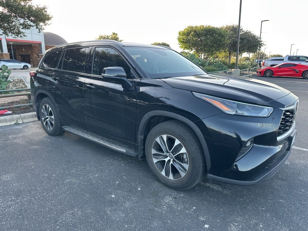 2022 Toyota Highlander XLE San Antonio TX