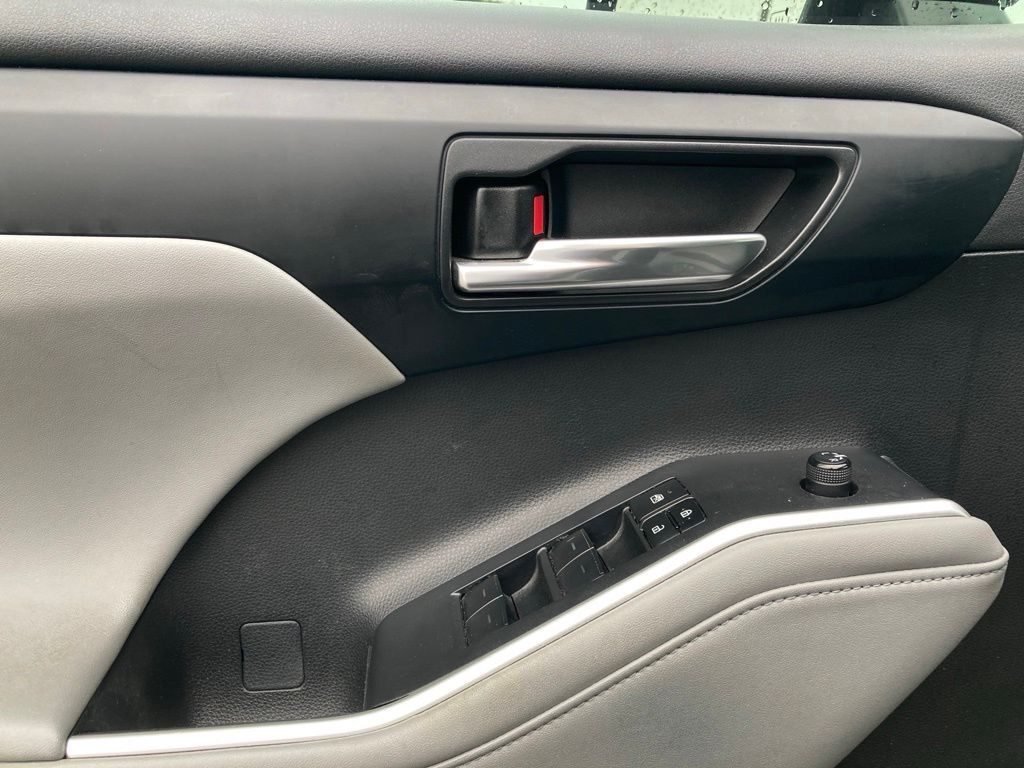 2022 Toyota Highlander XLE San Antonio TX