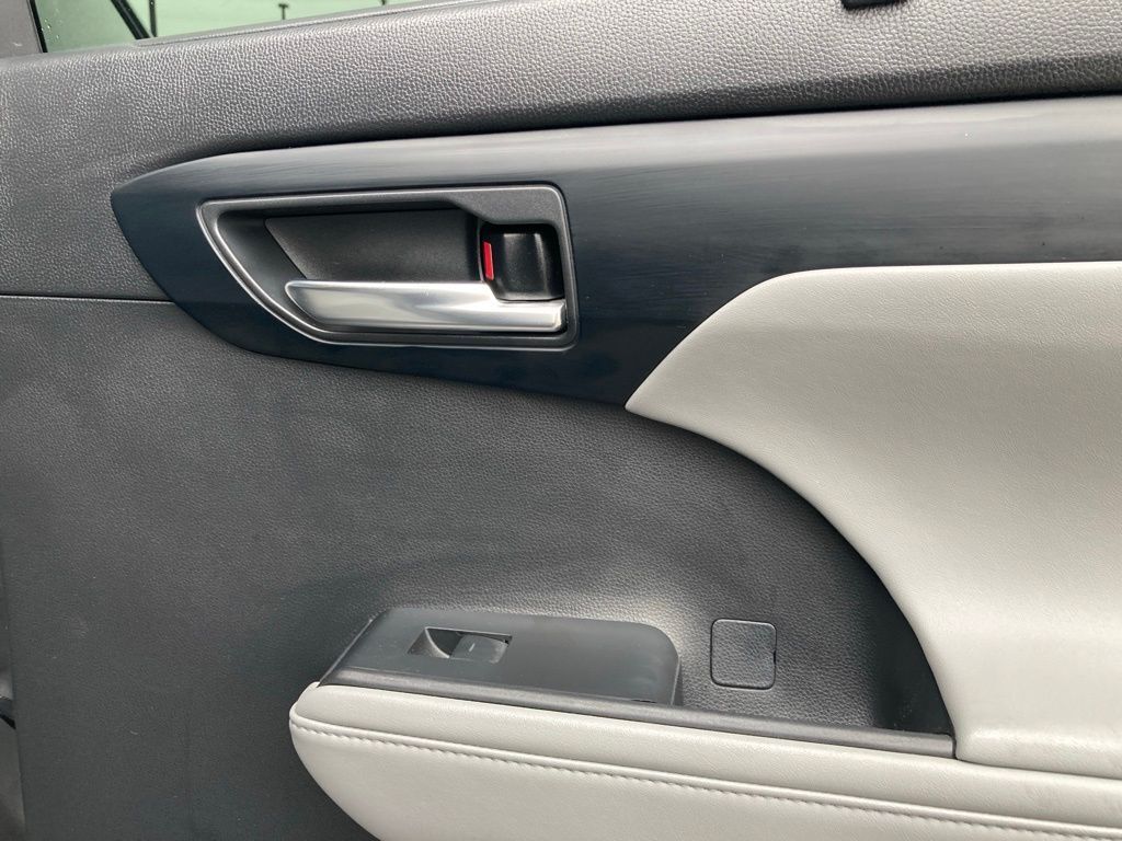 2022 Toyota Highlander XLE San Antonio TX