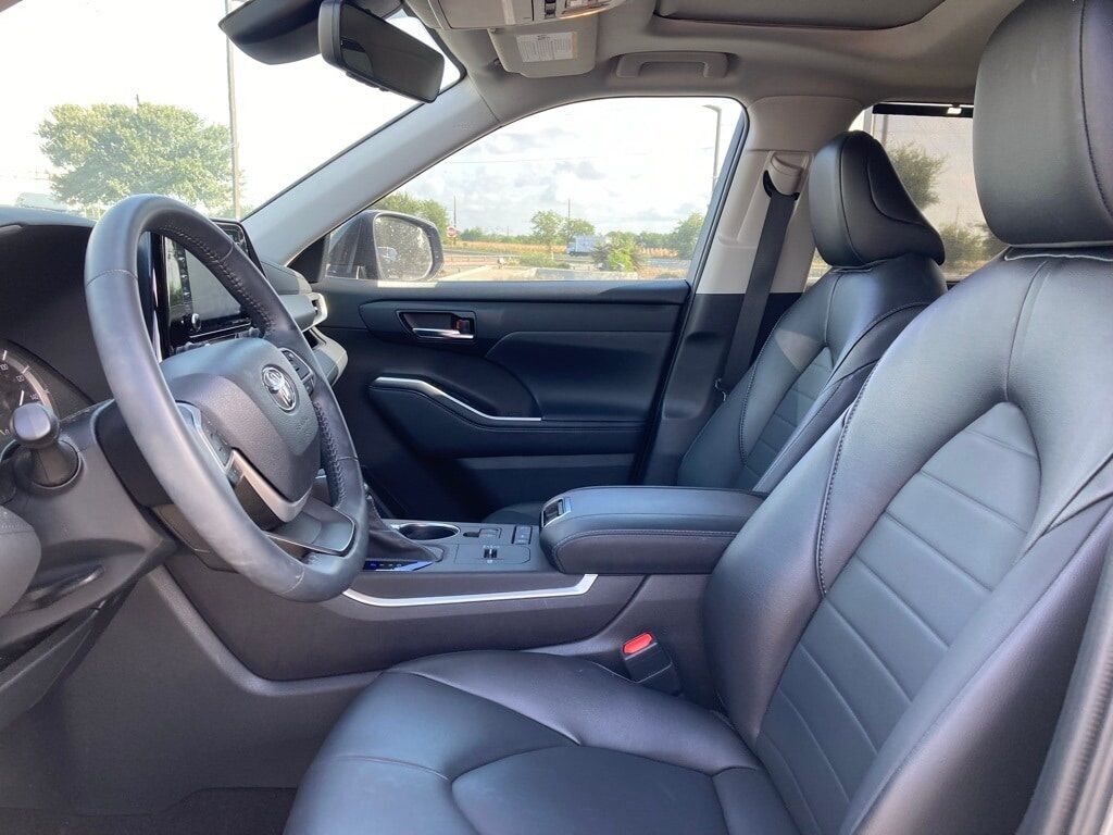 2022 Toyota Highlander XLE San Antonio TX