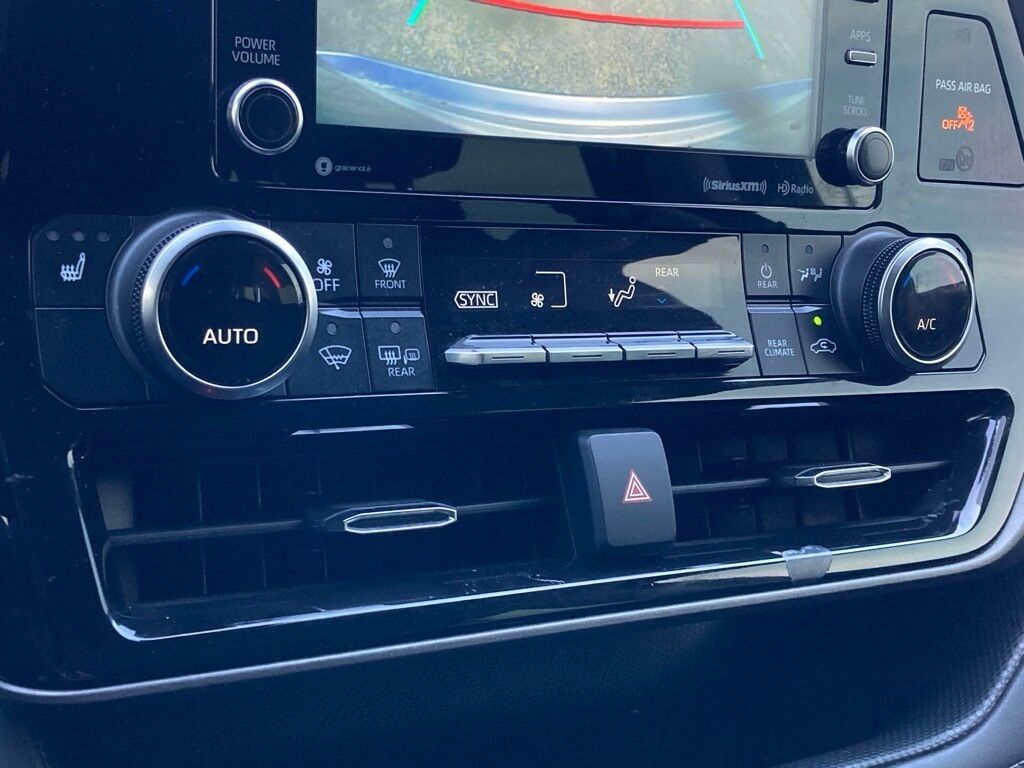 2022 Toyota Highlander XLE San Antonio TX