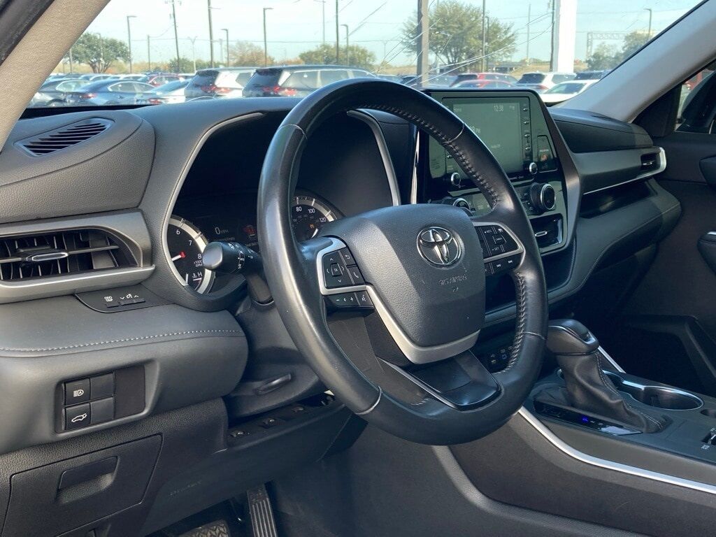 2022 Toyota Highlander XLE San Antonio TX
