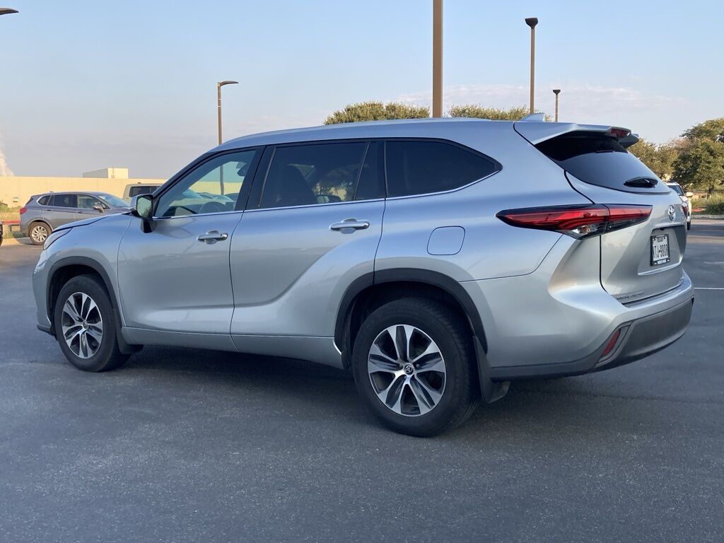 2022 Toyota Highlander XLE San Antonio TX