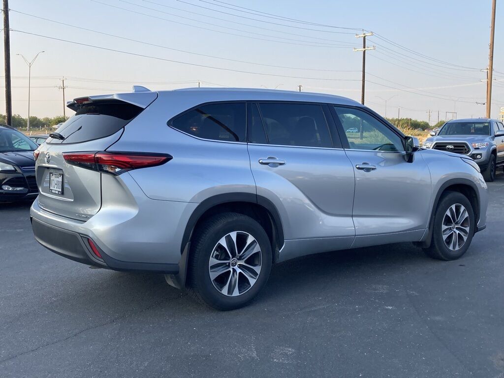 2022 Toyota Highlander XLE San Antonio TX