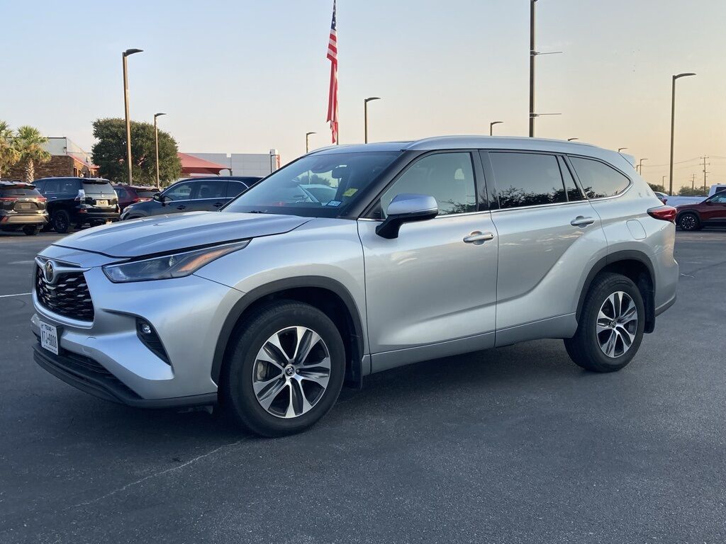 2022 Toyota Highlander XLE San Antonio TX