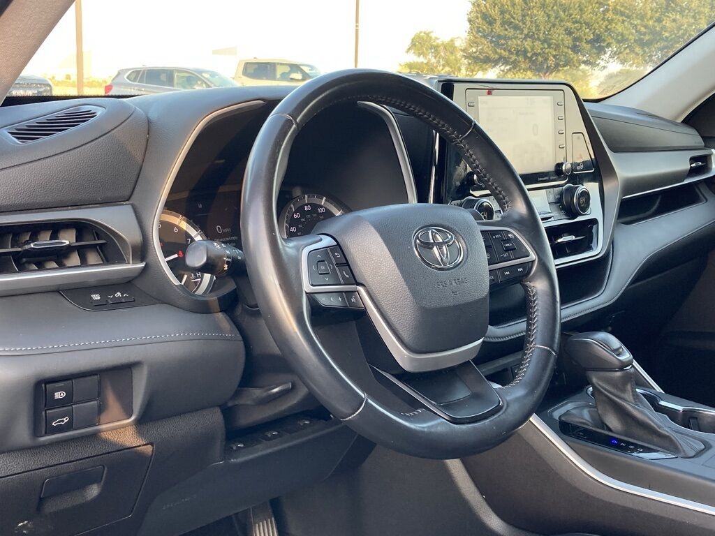 2022 Toyota Highlander XLE San Antonio TX