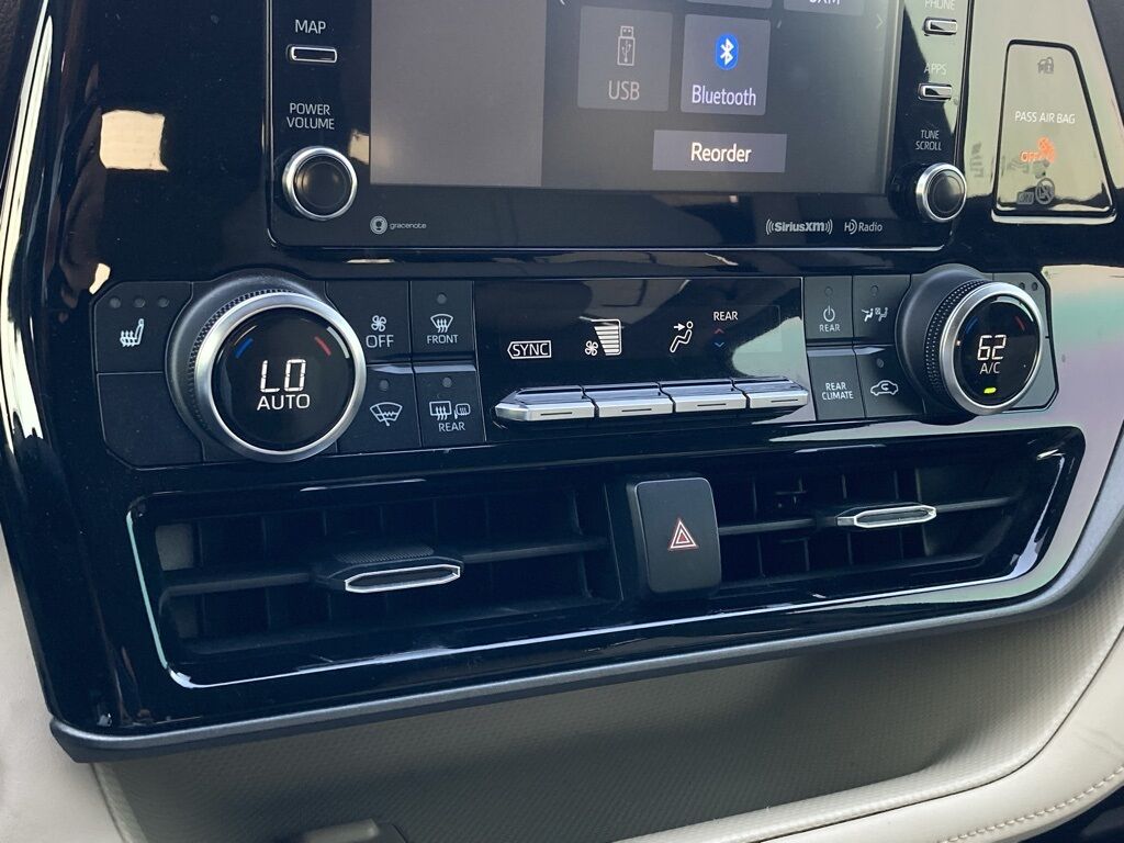 2022 Toyota Highlander XLE San Antonio TX