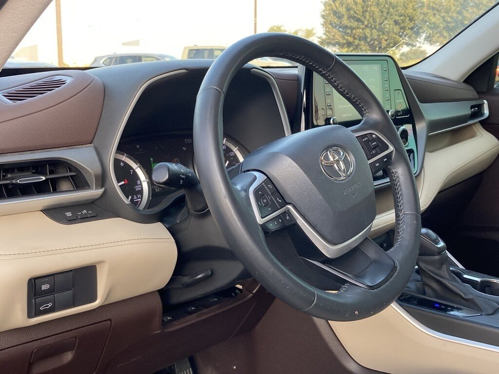 2022 Toyota Highlander XLE San Antonio TX