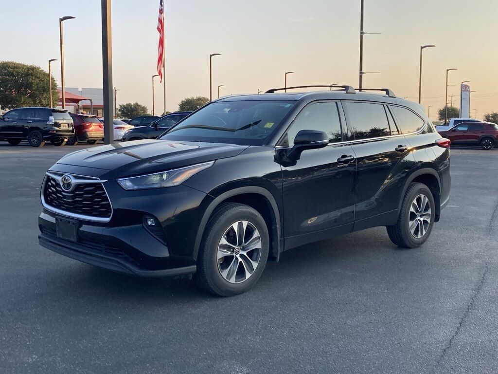 2022 Toyota Highlander XLE San Antonio TX