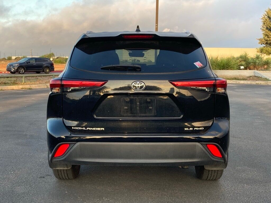 2022 Toyota Highlander XLE San Antonio TX