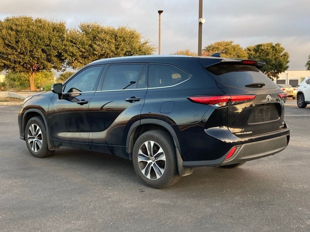 2022 Toyota Highlander XLE San Antonio TX