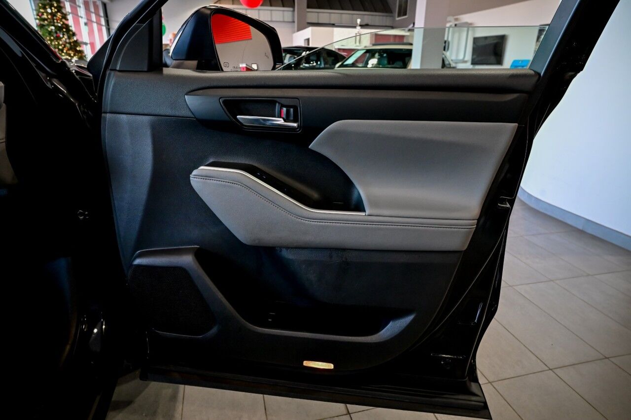 2022 Toyota Highlander XLE Springfield NJ