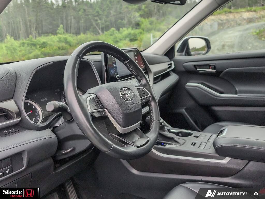2022 Toyota Highlander XLE St. John's NL