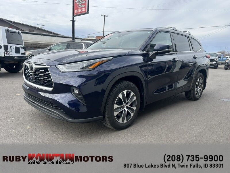 2022 Toyota Highlander XLE