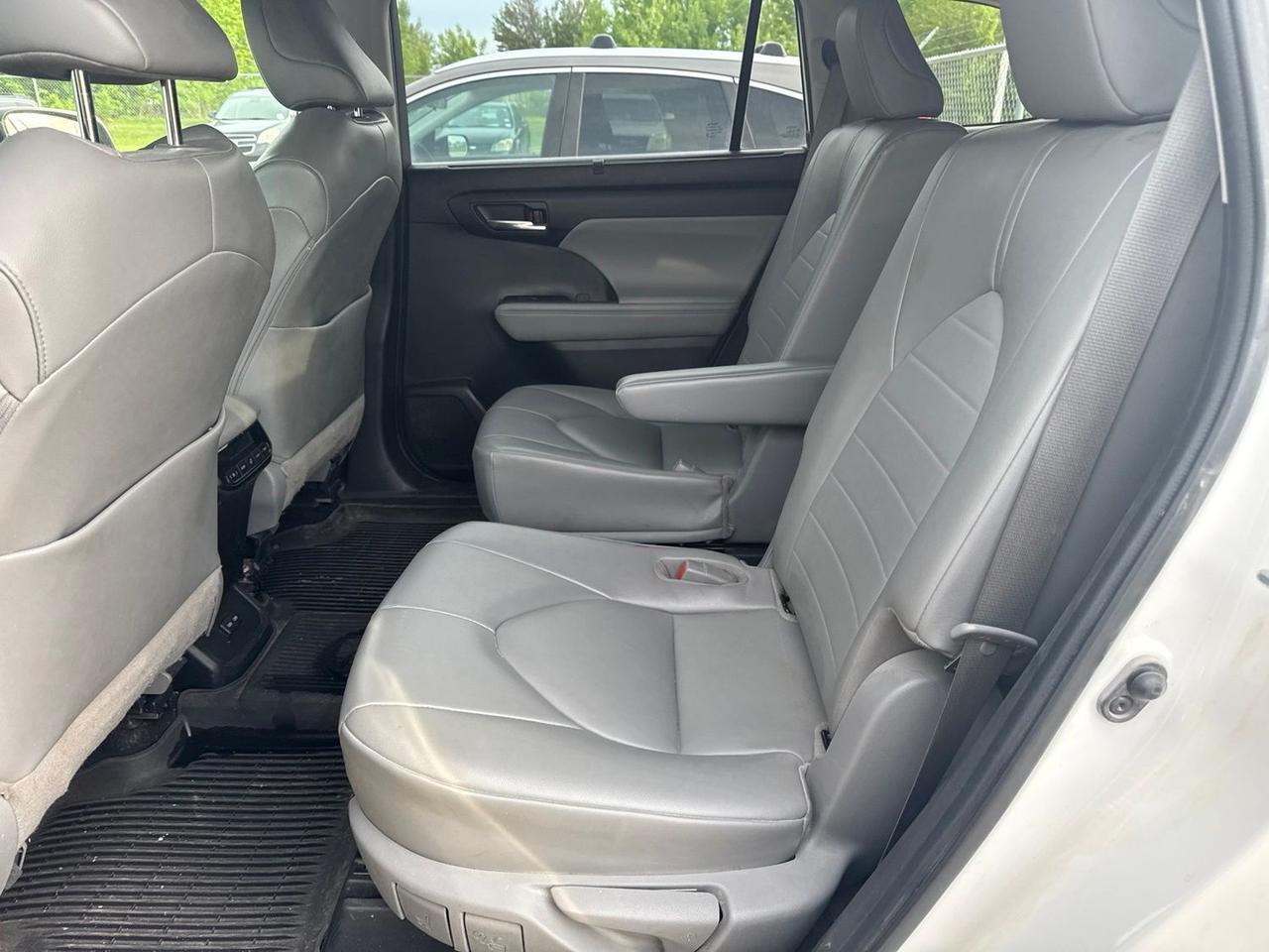 2022 Toyota Highlander XLE West Burlington IA